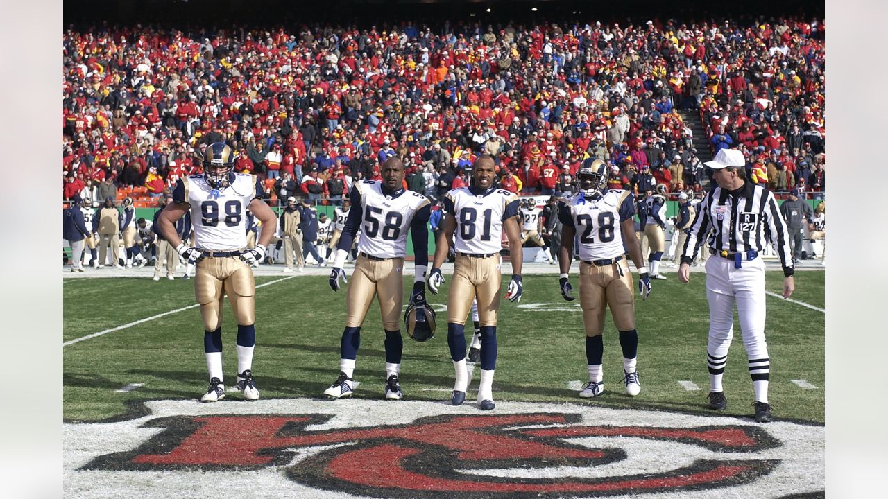 Former Rams wide receiver Torry Holt named finalist for Pro Football Hall  of Fame's Class of 2022