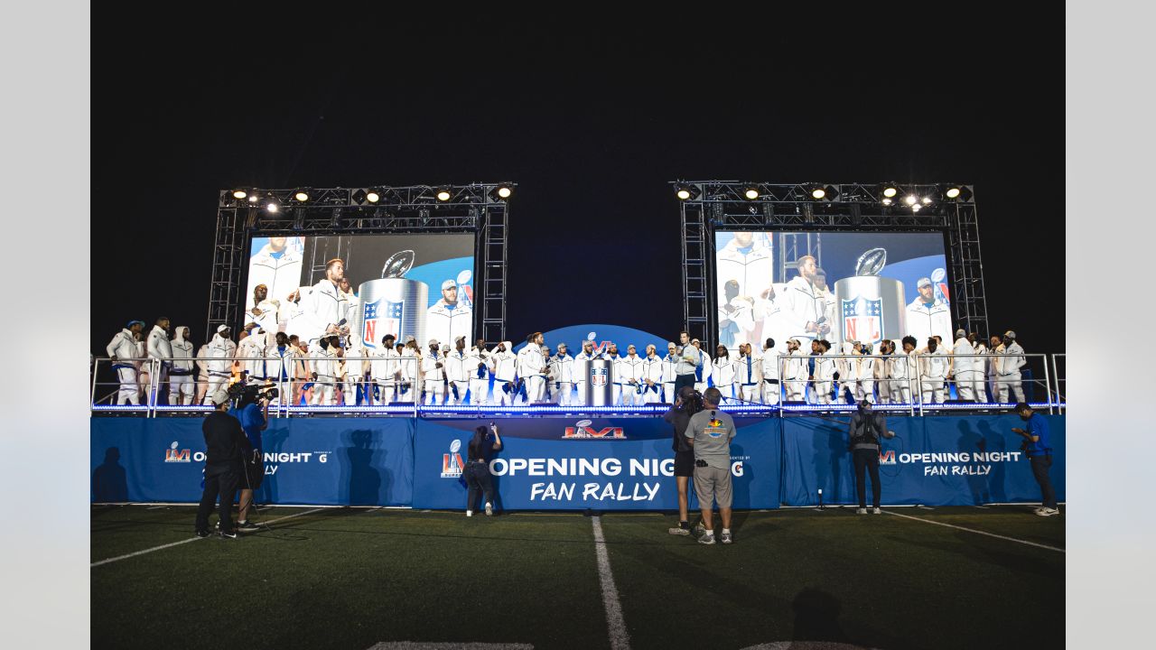 Rams kick off Super Bowl week with opening night rally