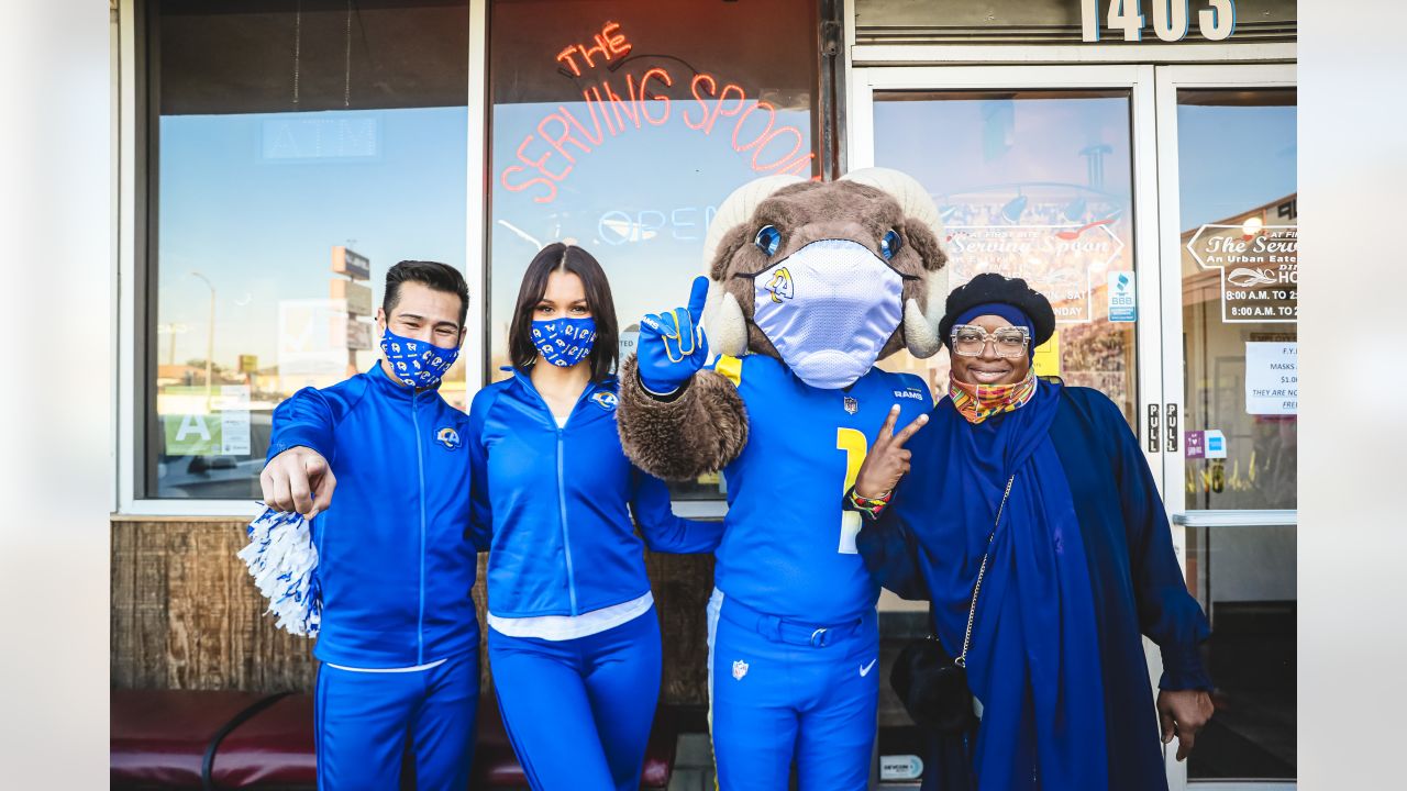 Pepsi brings Los Angeles football fans into the gameday action with a taste  of the new SoFi Stadium experience at home