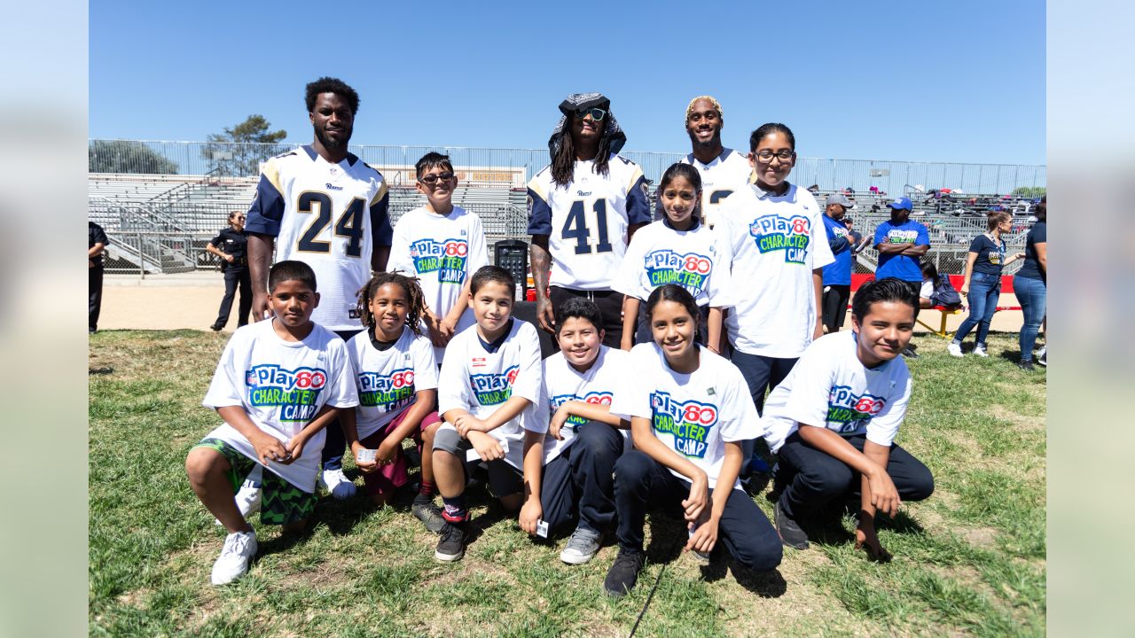 Cowboys Host NFL PLAY 60 Character Camp