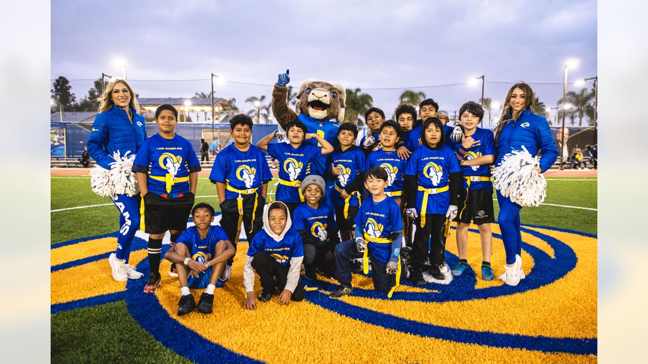 LA Rams Host Girls' Flag Football Clinic at Challengers Club