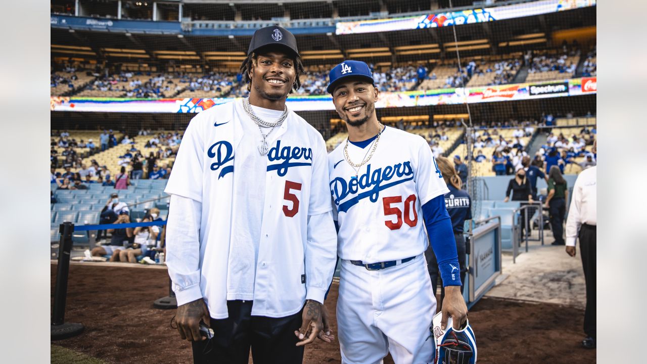 PHOTOS: Matthew Stafford throws first pitch for Rams Day at Dodger Stadium