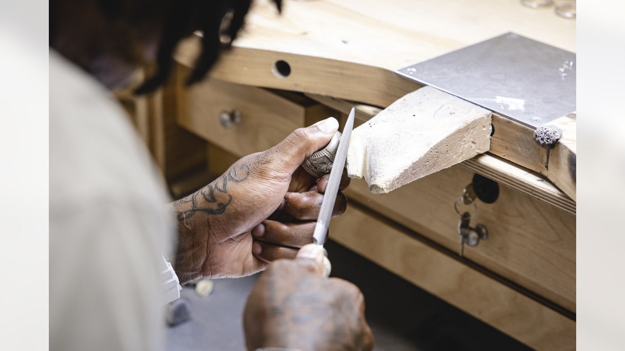 CEREMONY PHOTOS: Rams players' first look at their Championship Rings