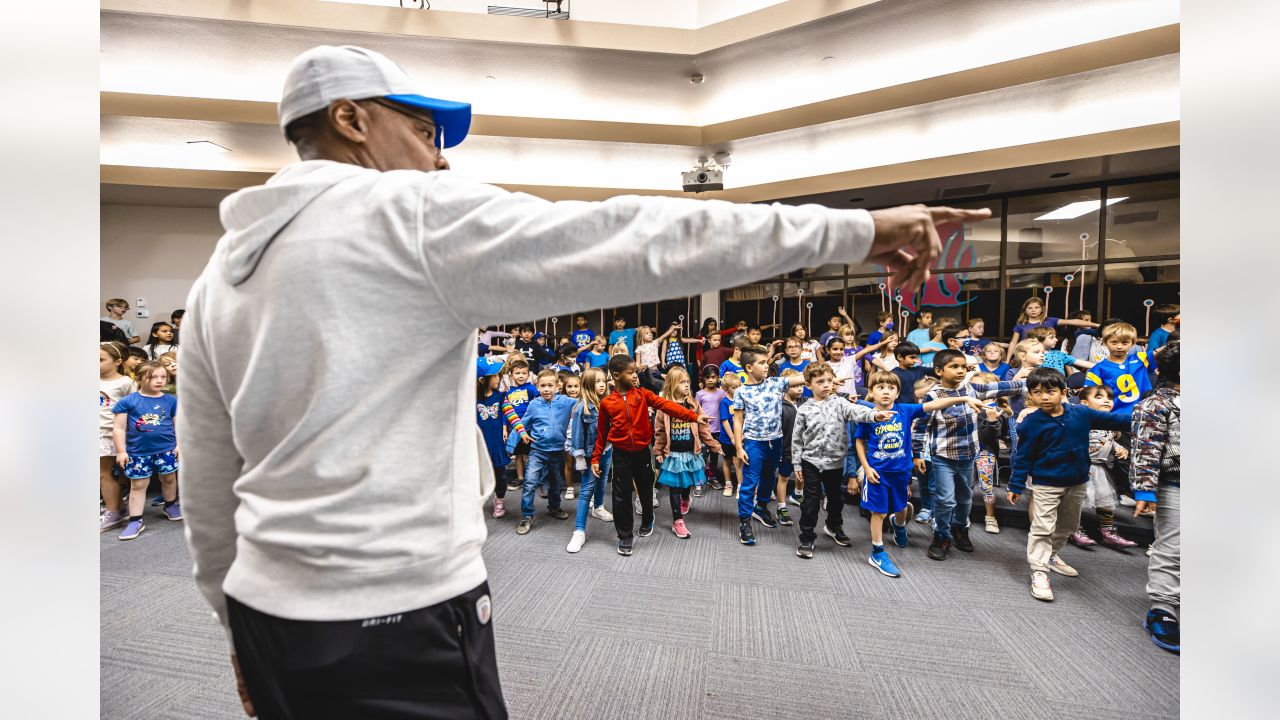 Los Angeles Rams Community  Rams host NFL Play 60 Field Day for Oak Hills  Elementary School students