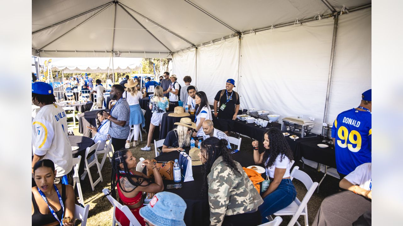 Los Angeles Rams on X: Team @AaronDonald97 vs. Team @jalenramsey The stars  are coming out to #RamsCamp for our inaugural celebrity flag football game  