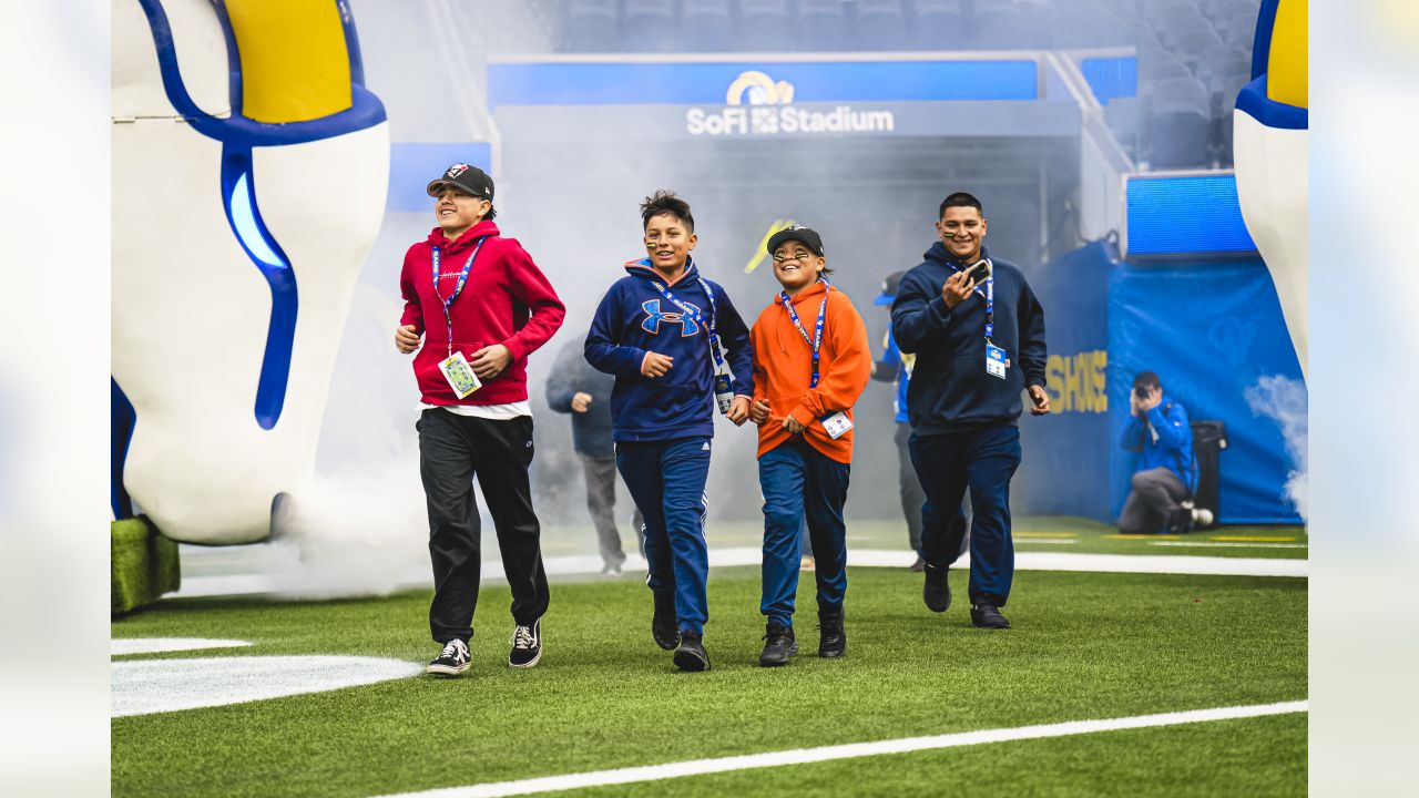 FAN PHOTOS: Rams Season Ticket Members test their skills at the Rams House  Combine