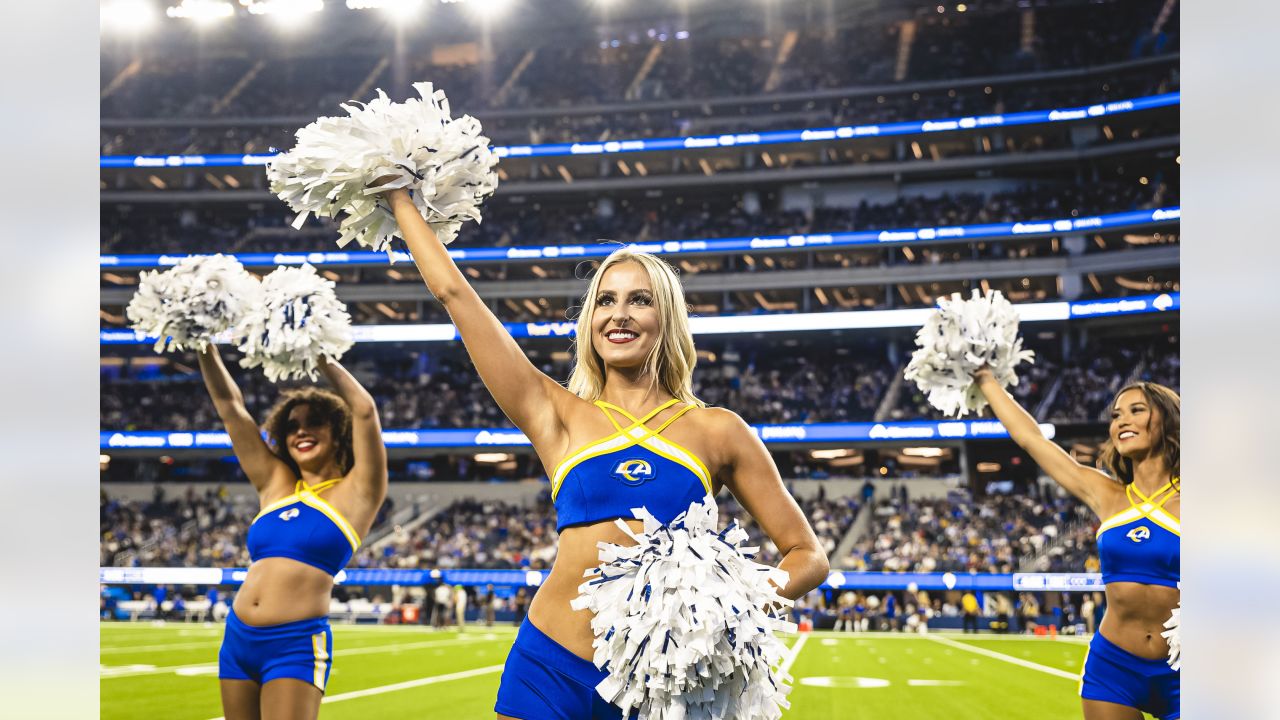 Houston Texans Cheerleaders Photos from Texans vs LA Rams – Pro Dance Cheer