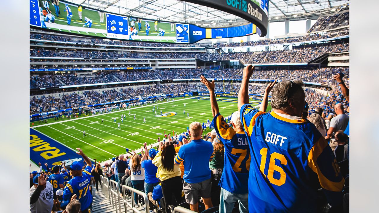 Rams Get Fan Experience at SoFi, Embrace Super Bowl Expectations - Sports  Illustrated LA Rams News, Analysis and More