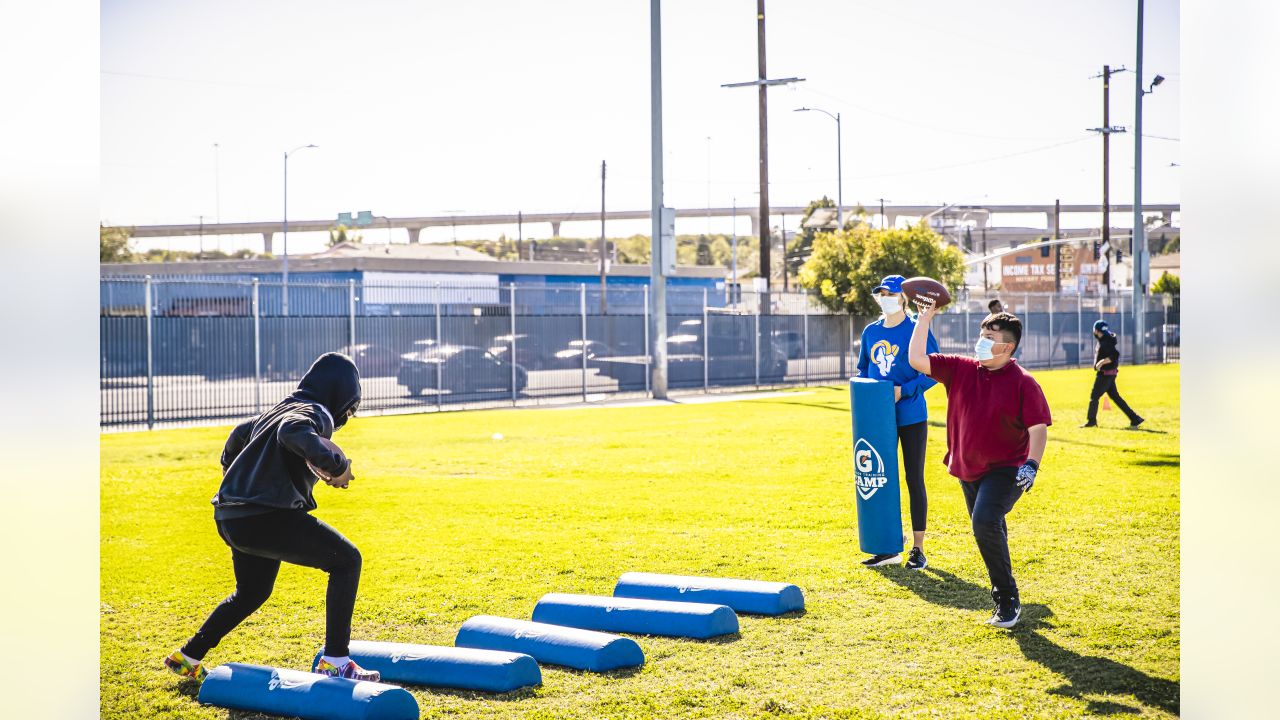 Rams launch flag football league for Los Angeles Unified students, surprise  students with jerseys and equipment