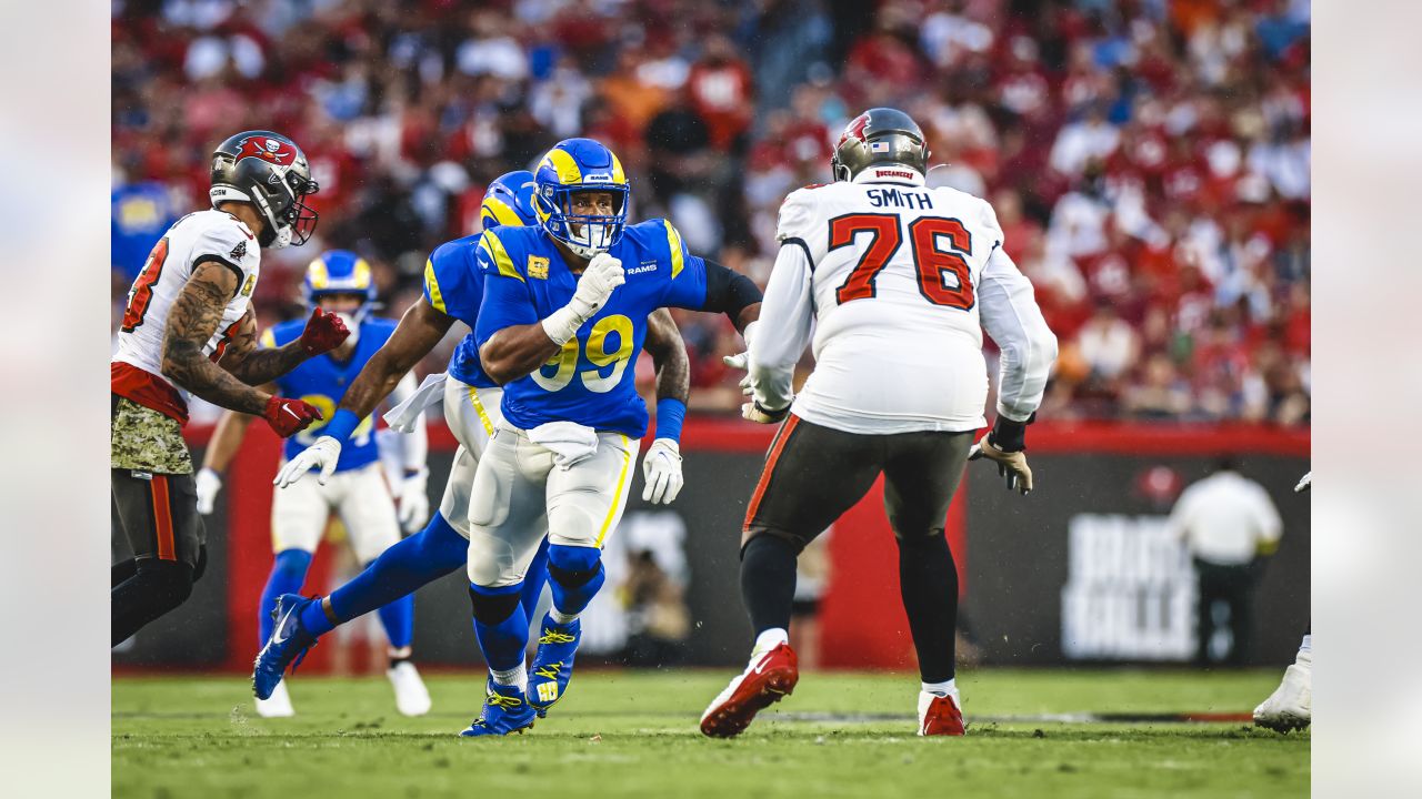 Photos: Bucs beat Rams late