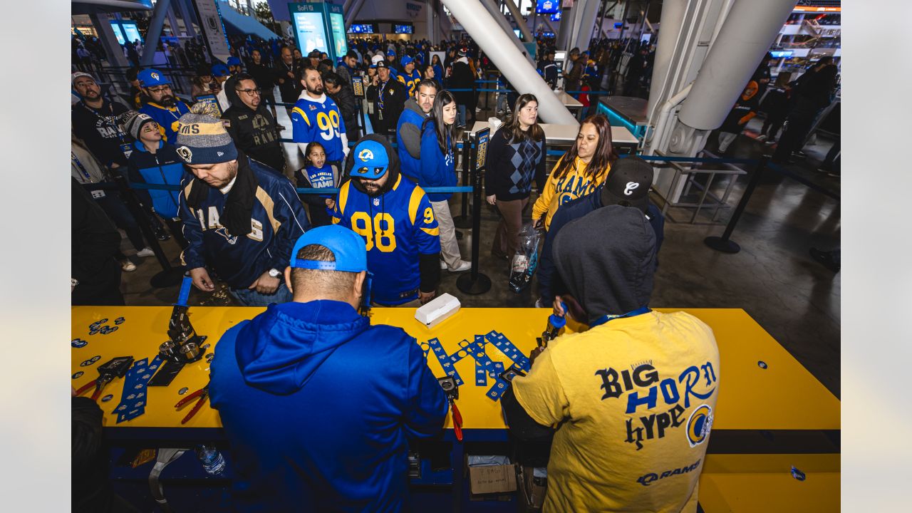 FAN PHOTOS: Rams Season Ticket Members test their skills at the Rams House  Combine