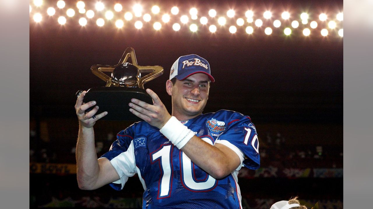 TBT: Patriots Win First Super Bowl in 2002