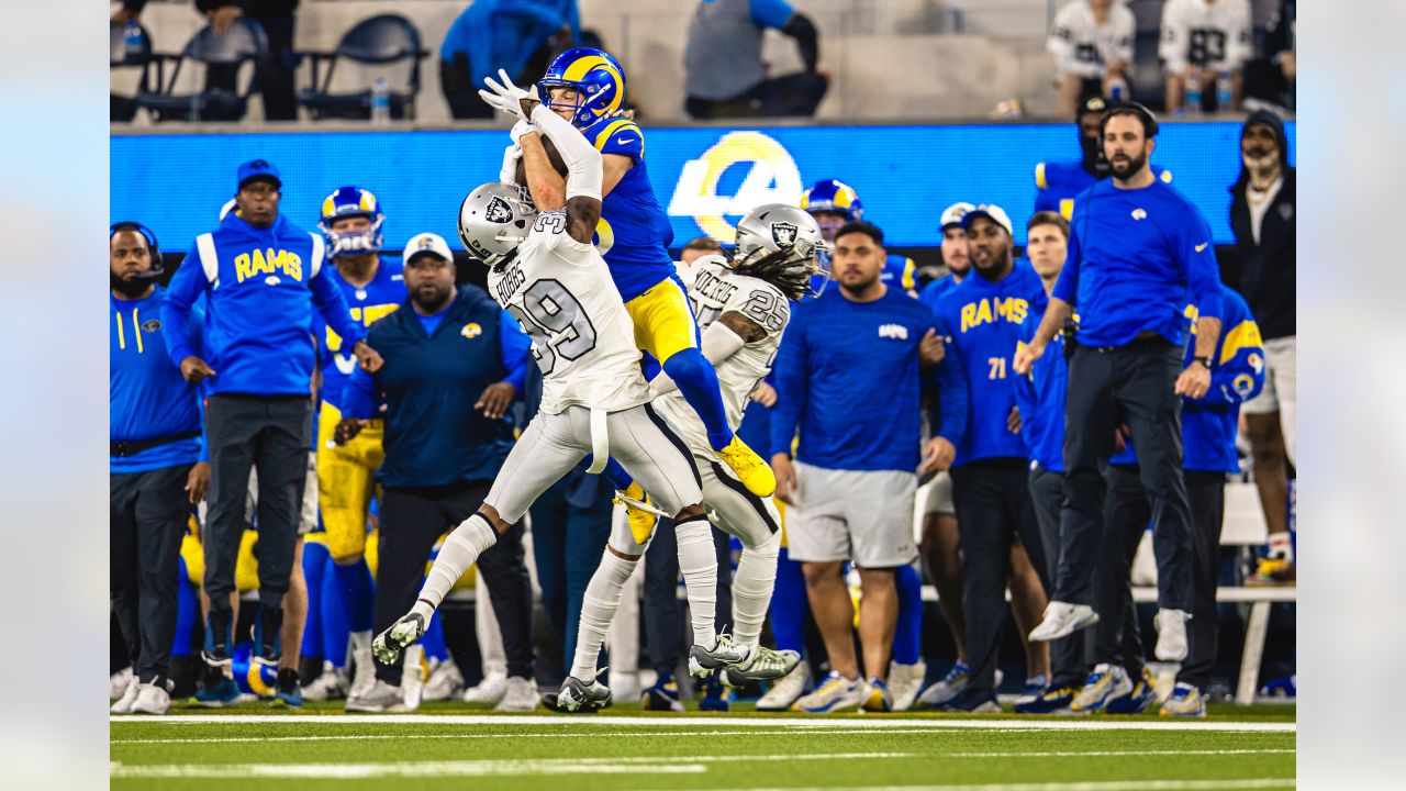 BEST PHOTOS: Baker Mayfield's Rams debut & Ernest Jones' one-handed  interception