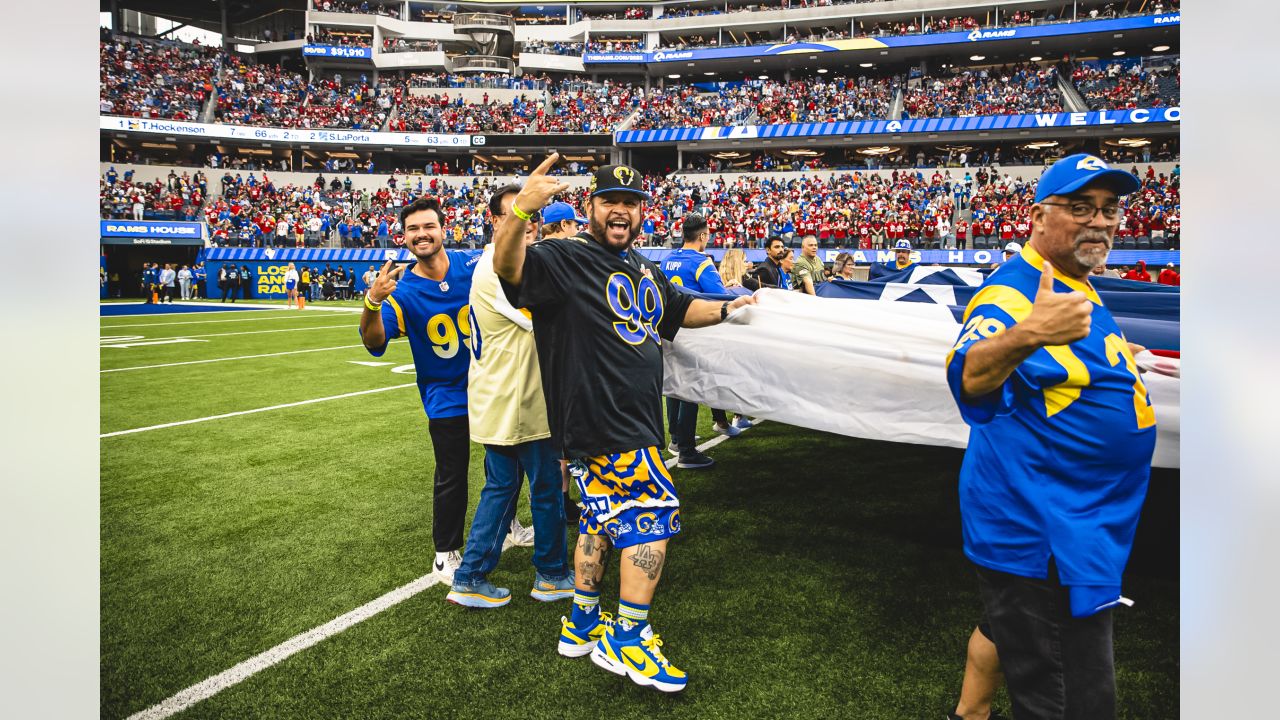 The Los Angeles Rams play the San Francisco 49ers at SoFi Stadum during an  NFL football game Sunday, Nov. 29, 2020, in Inglewood, Calif. (AP  Photo/Kelvin Kuo Stock Photo - Alamy