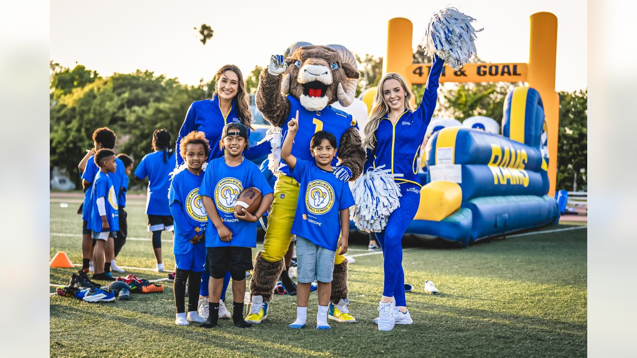 COMMUNITY PHOTOS: Rams empower South LA youth with Juneteenth football  skills clinic at Jackie Robinson Stadium