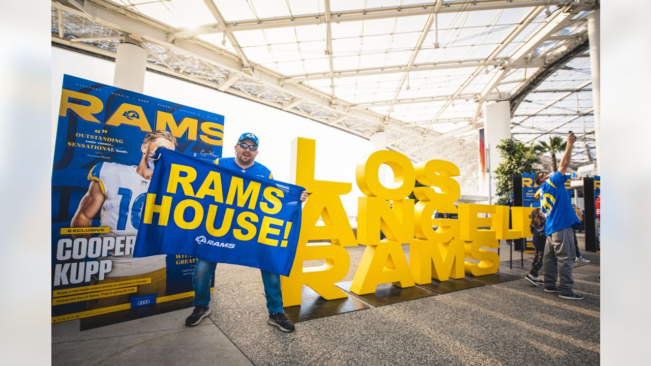 NFC Championship: San Francisco 49er fans preparing to 'turn that stadium  red' at SoFi against the LA Rams - ABC30 Fresno