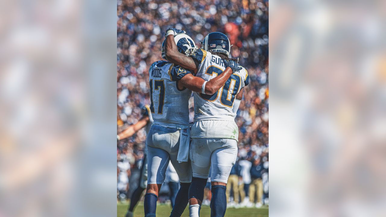 Los Angeles, CA, USA. 11th Nov, 2018. Los Angeles Rams running back Todd  Gurley (30) during the NFL Seattle Seahawks vs Los Angeles Rams at the Los  Angeles Memorial Coliseum in Los