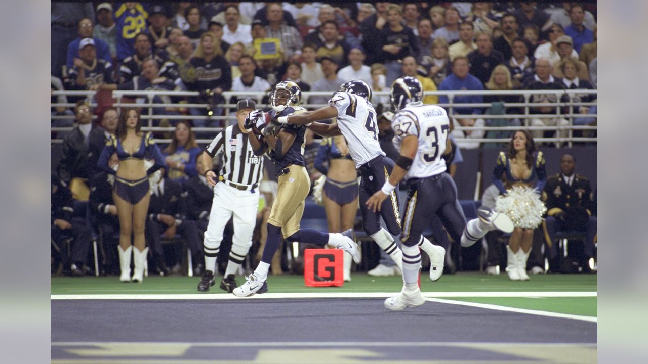 Pro Football Hall of Fame Profile: WR Isaac Bruce - Sports Illustrated LA  Rams News, Analysis and More