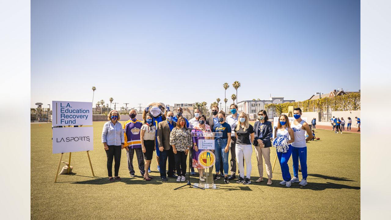 Rams Host Free Youth Football Clinics for Nearly 700 in LA Region