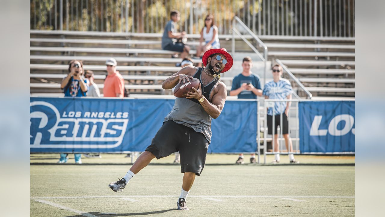 PHOTOS: Sports Legends and Celebrities take in Rams Football