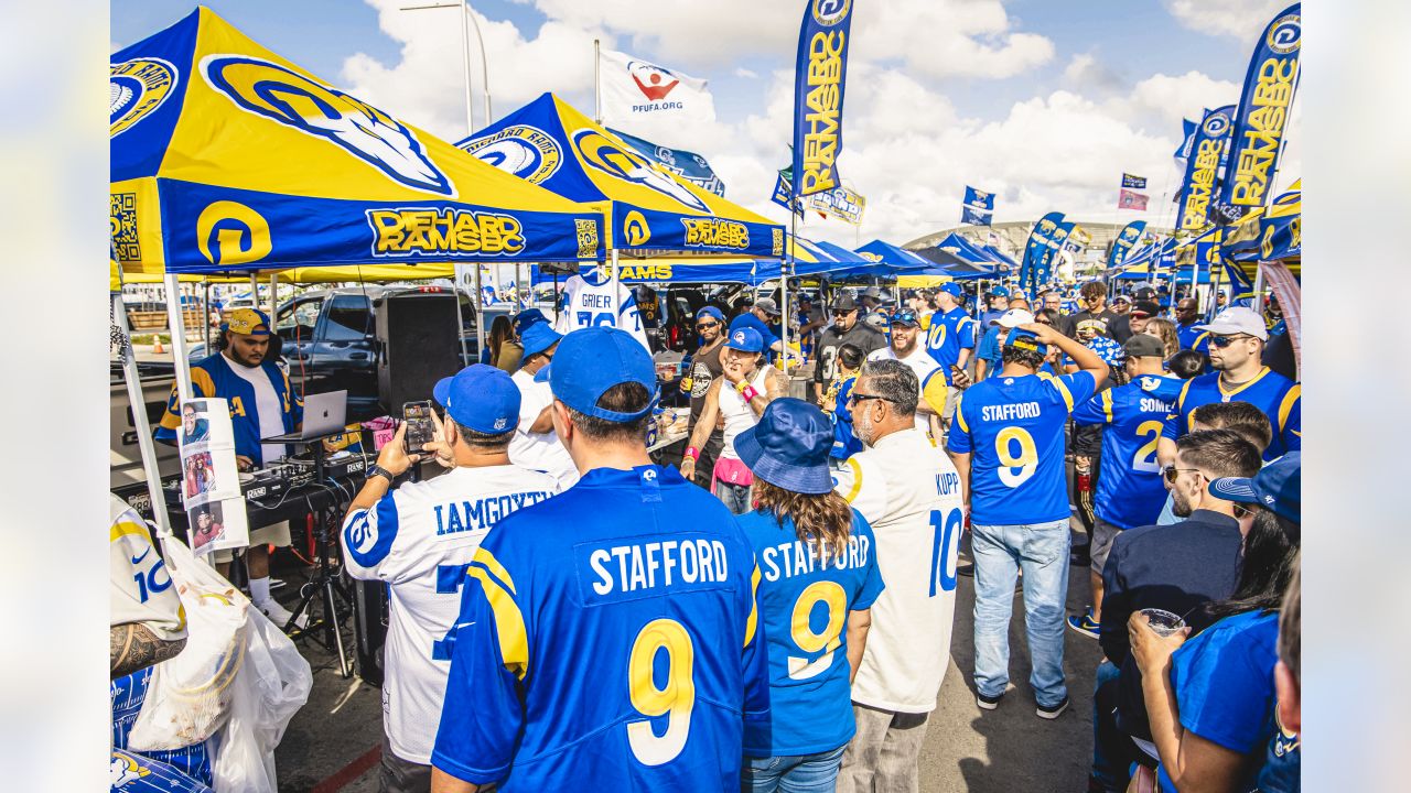 Los Angeles Dodgers on X: Selfies with the best fans.   / X