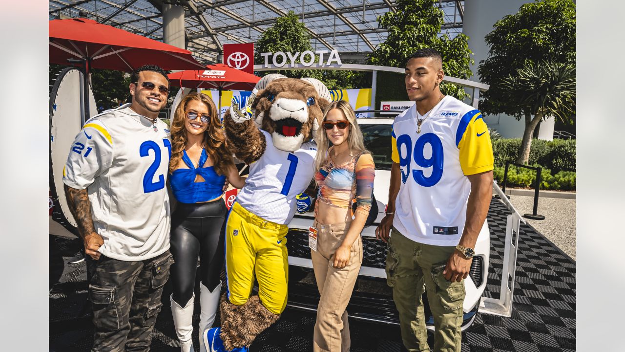 CELEBRITY PHOTOS: John Legend, Danny Trejo & more celebrities in attendance  for Rams vs. Cowboys