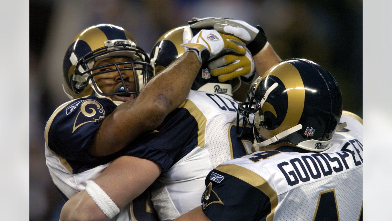 Former Rams wide receiver Torry Holt named finalist for Pro Football Hall  of Fame's Class of 2023