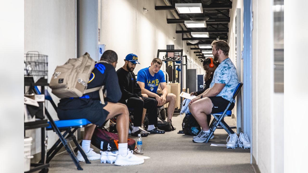 Los Angeles Rams safety Russ Yeast, left, works on a drill during the NFL  football team's camp Wednesday, June 14, 2023, in Thousand Oaks, Calif. (AP  Photo/Kyusung Gong Stock Photo - Alamy