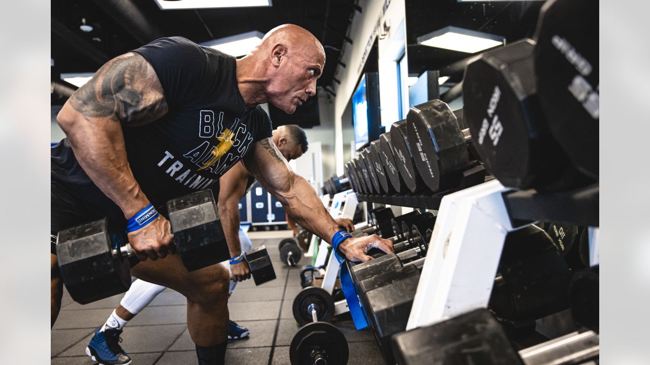 WORKOUT PHOTOS: Rams DL Aaron Donald goes pound-for-pound with The Rock  during workout