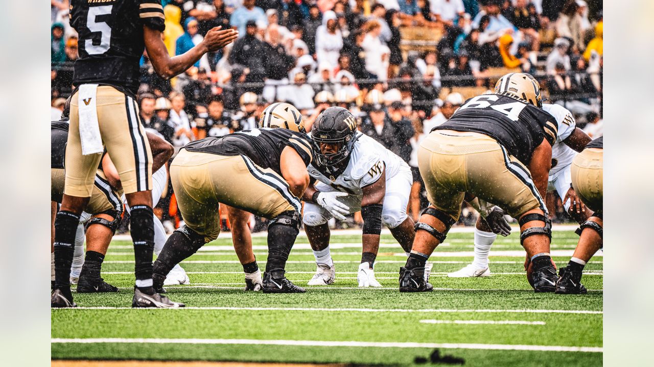 2023 NFL Draft Player Profiles: Wake Forest DL Kobie Turner