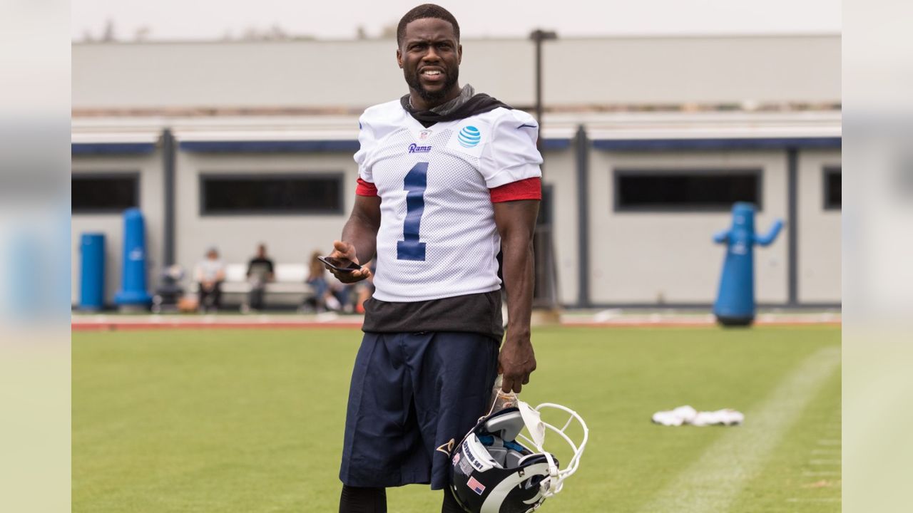 Kevin Hart struggles to keep up with the Rams players at practice