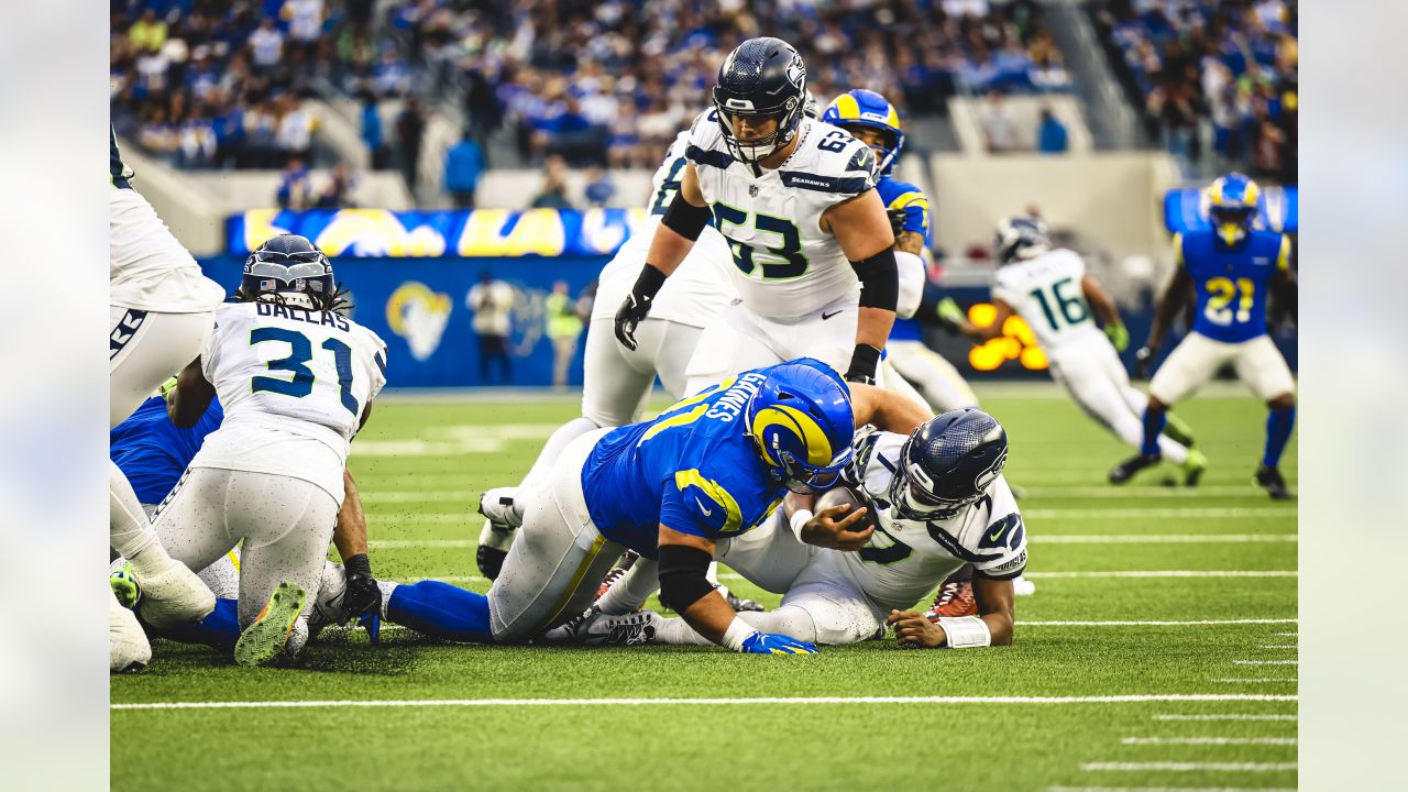 Volunteer: LA Rams vs Seattle Seahawks