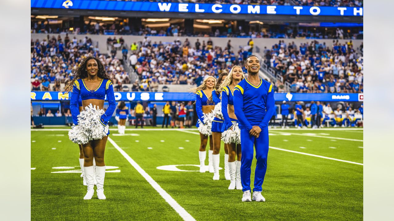 Rams Cheerleaders on X: Had so much fun seeing everyone at Rams on the  1!