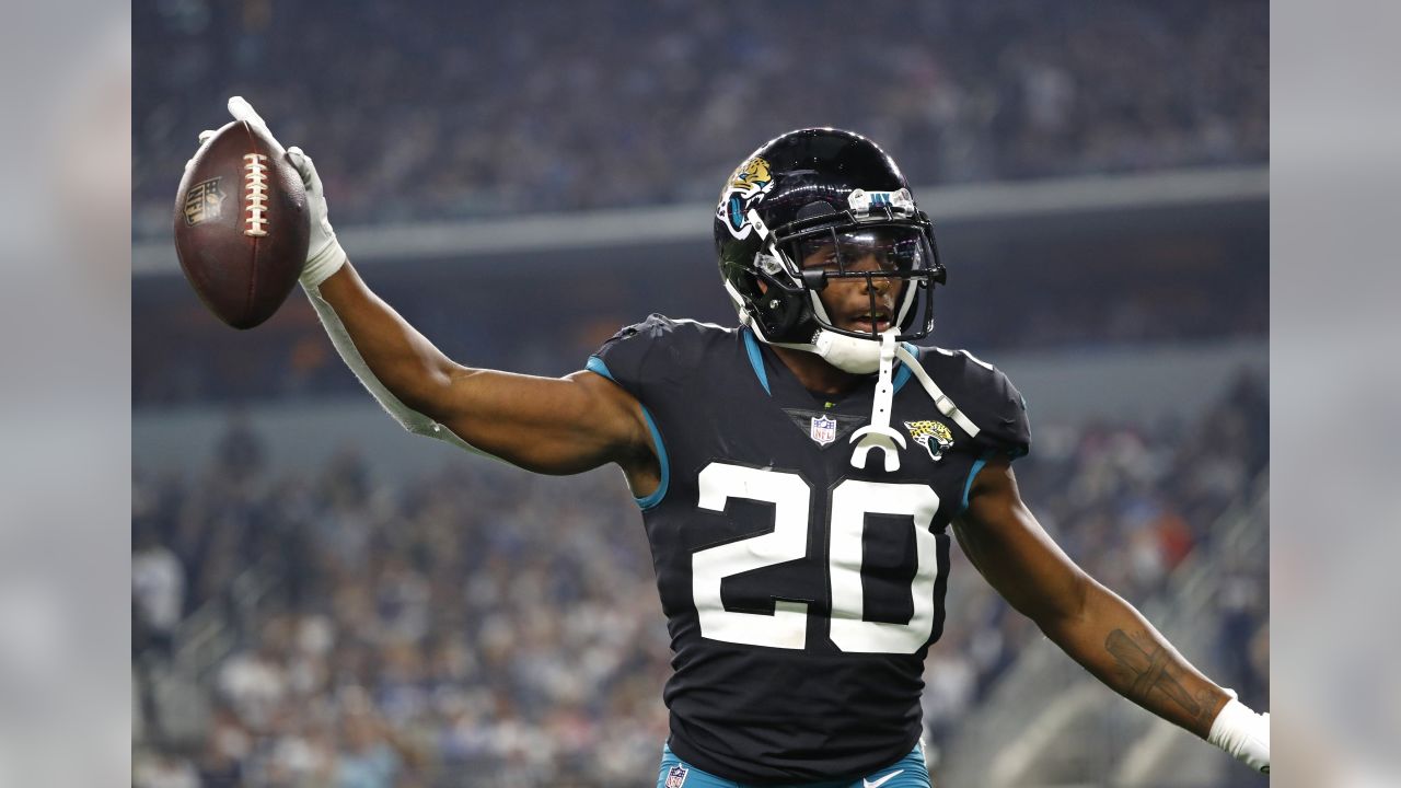 Rams get CB Jalen Ramsey from Jaguars for 3 draft picks,  KSEE24