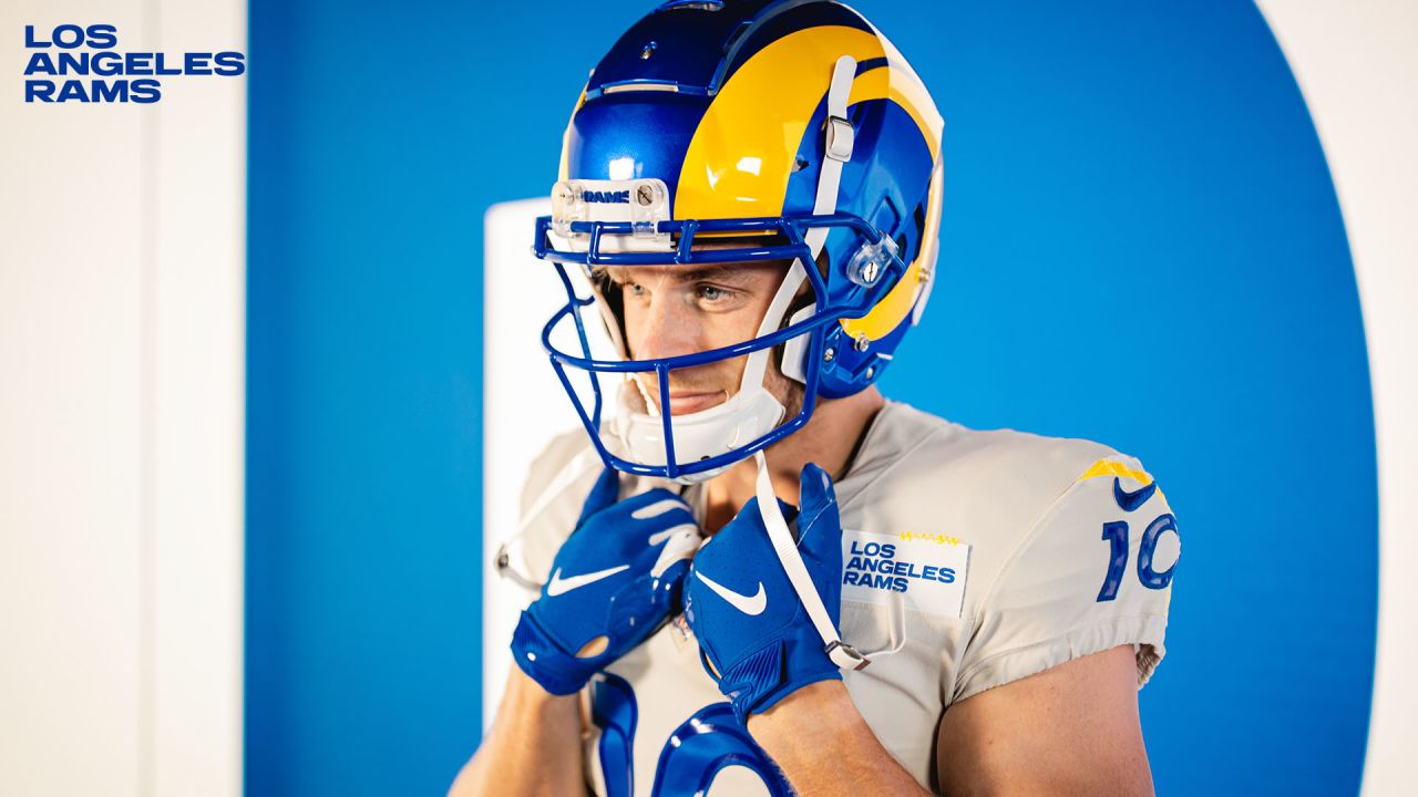 Social Roundup: Social media reacts to Los Angeles Rams' white jerseys