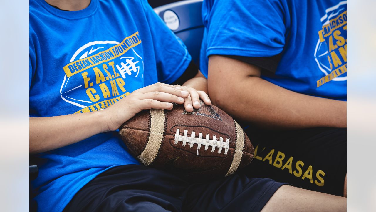 PHOTOS: Rams WR DeSean Jackson hosts youth football camp