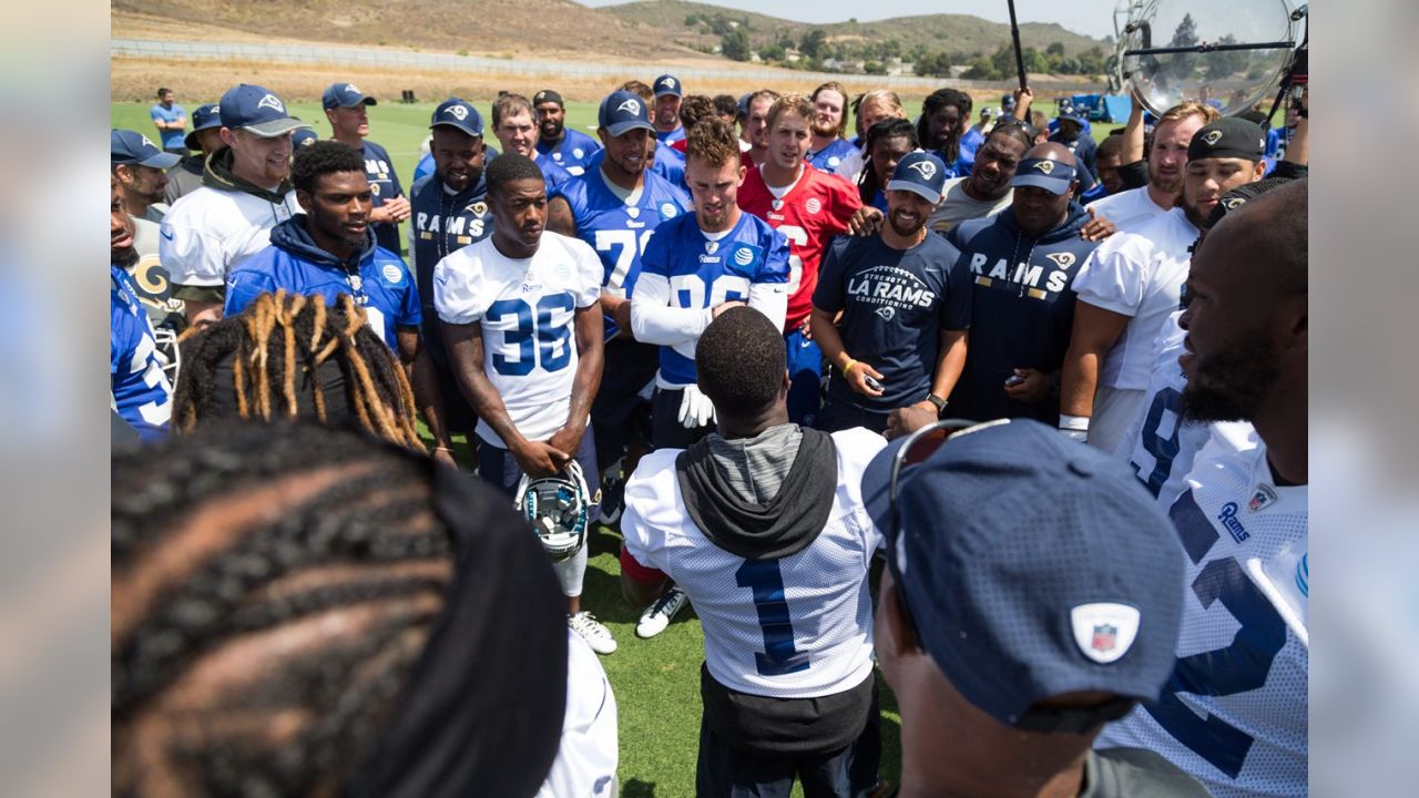 LA Rams Training Camp with Scott Eastwood - Kevin Hart: What the