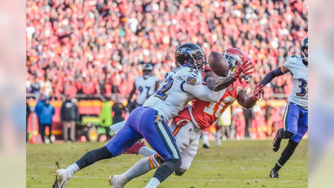 Cam Akers, Eric Weddle are another generation of help for Rams