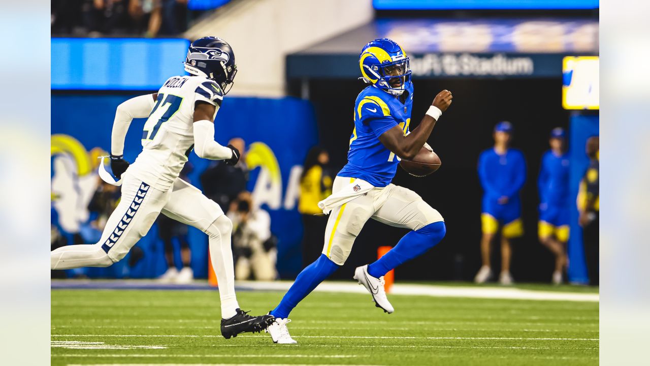 Los Angeles Rams vs. Seattle Seahawks Notebook: Bobby Wagner Gets Slight  Revenge, Cam Akers Leads Run Game - Sports Illustrated LA Rams News,  Analysis and More