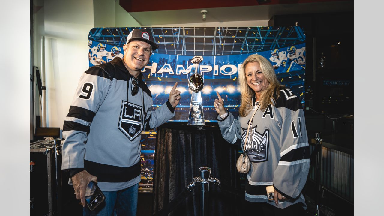 PHOTOS: Rams players visit Los Angeles Kings at Crypto.com Arena