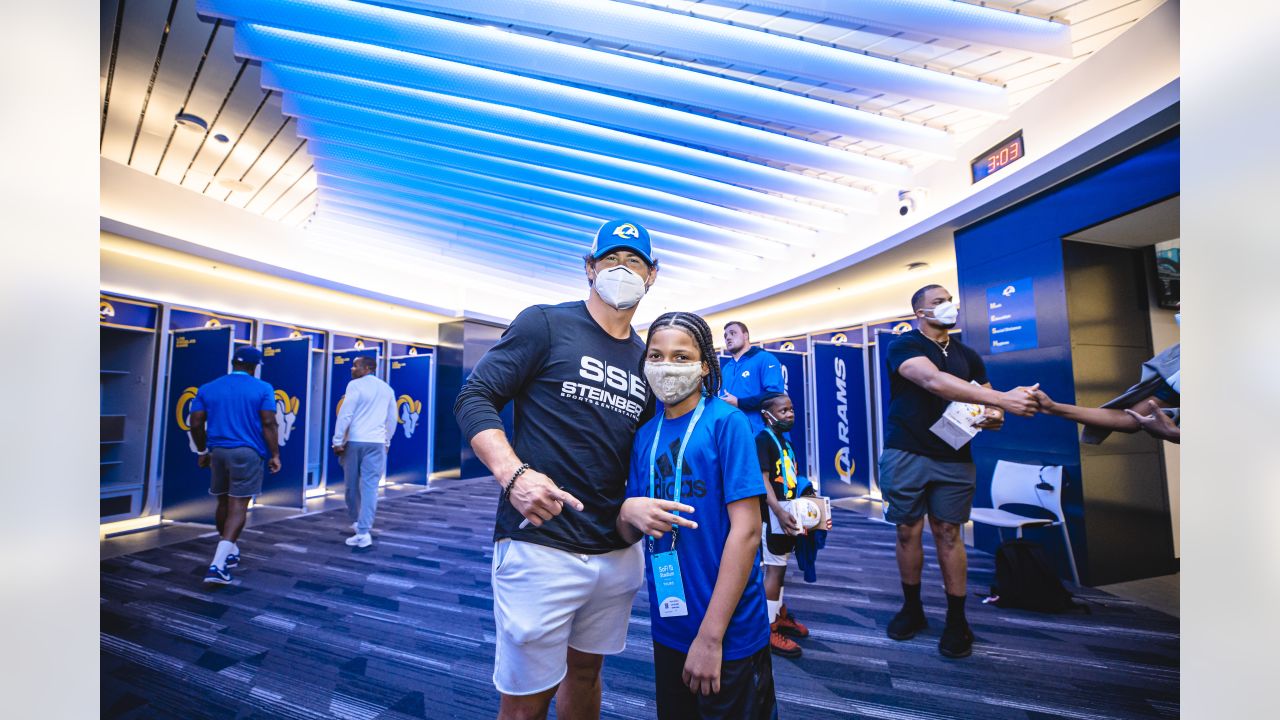 RISE With the Rams Brings Together Youth, Pro Athletes, and Police – Los  Angeles Sentinel