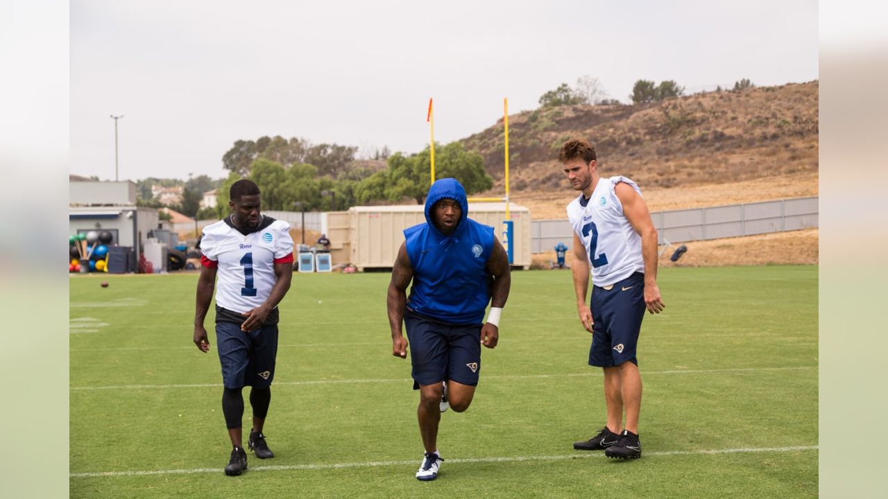 LA Rams Training Camp with Scott Eastwood - Kevin Hart: What the