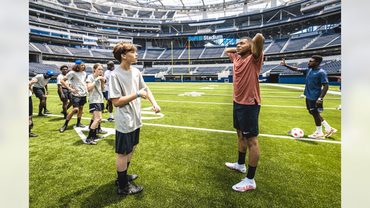 Rams' Cooper Kupp hung out with Kylian Mbappé at SoFi Stadium