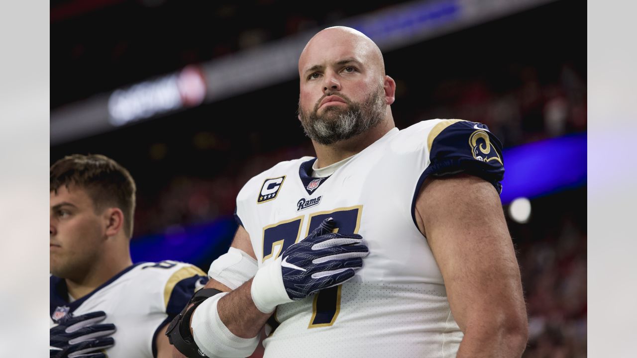 Every time I see that flag, I see Lee Deal': Rams captain Andrew Whitworth  on the loss of his best friend in battle - The Athletic