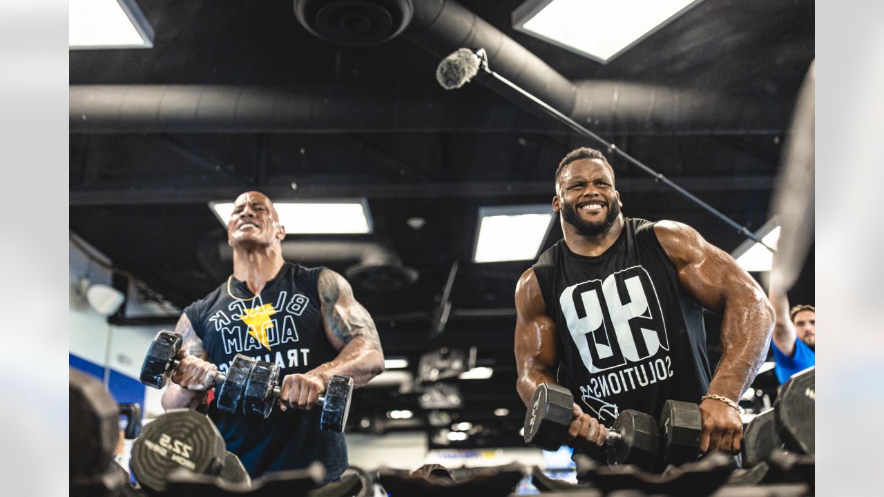 WORKOUT PHOTOS: Rams DL Aaron Donald goes pound-for-pound with The Rock  during workout