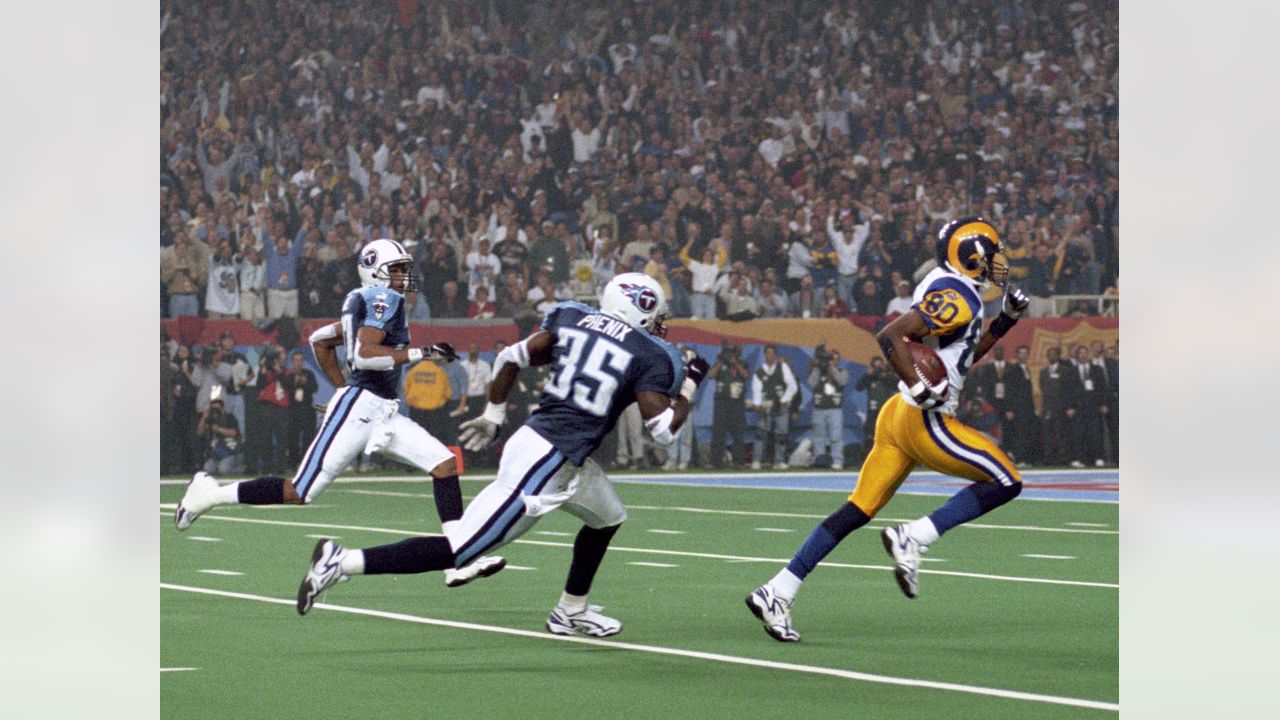 ATL2000013032 - 30 JANUARY 2000 - ATLANTA, GEORGIA, USA: The Rams celebrate  a TD in Super Bowl XXXIV. The Rams won 23-16. ts/Andy Kuno UPI Stock Photo  - Alamy