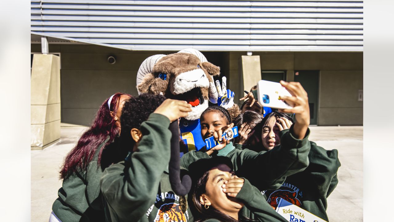 Los Angeles Rams Community  Rams kick off literacy program and host 'Ride  with Rampage' reading for Felton Elementary School students