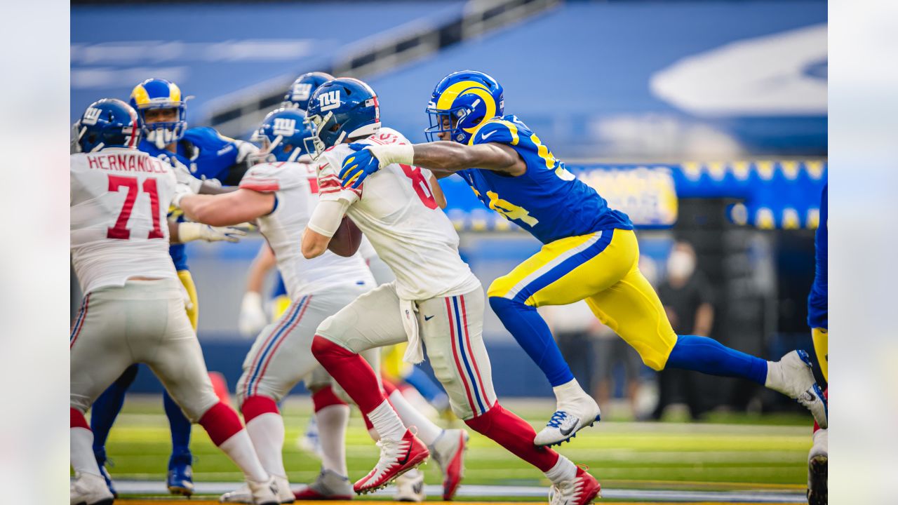 This might be the place, man': How OLB Leonard Floyd is making a difference  for the Rams on his terms - The Athletic