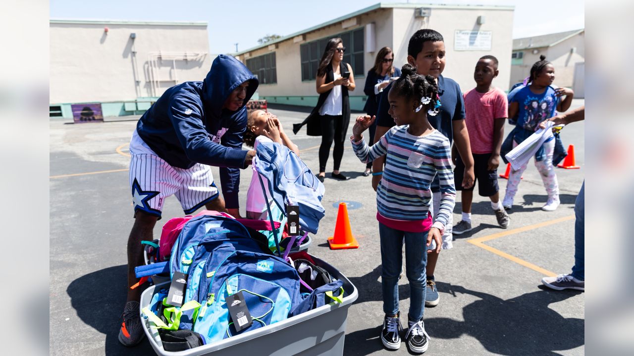 Los Angeles Rams Host Youth Football Camp at Long Beach Salvation Army –