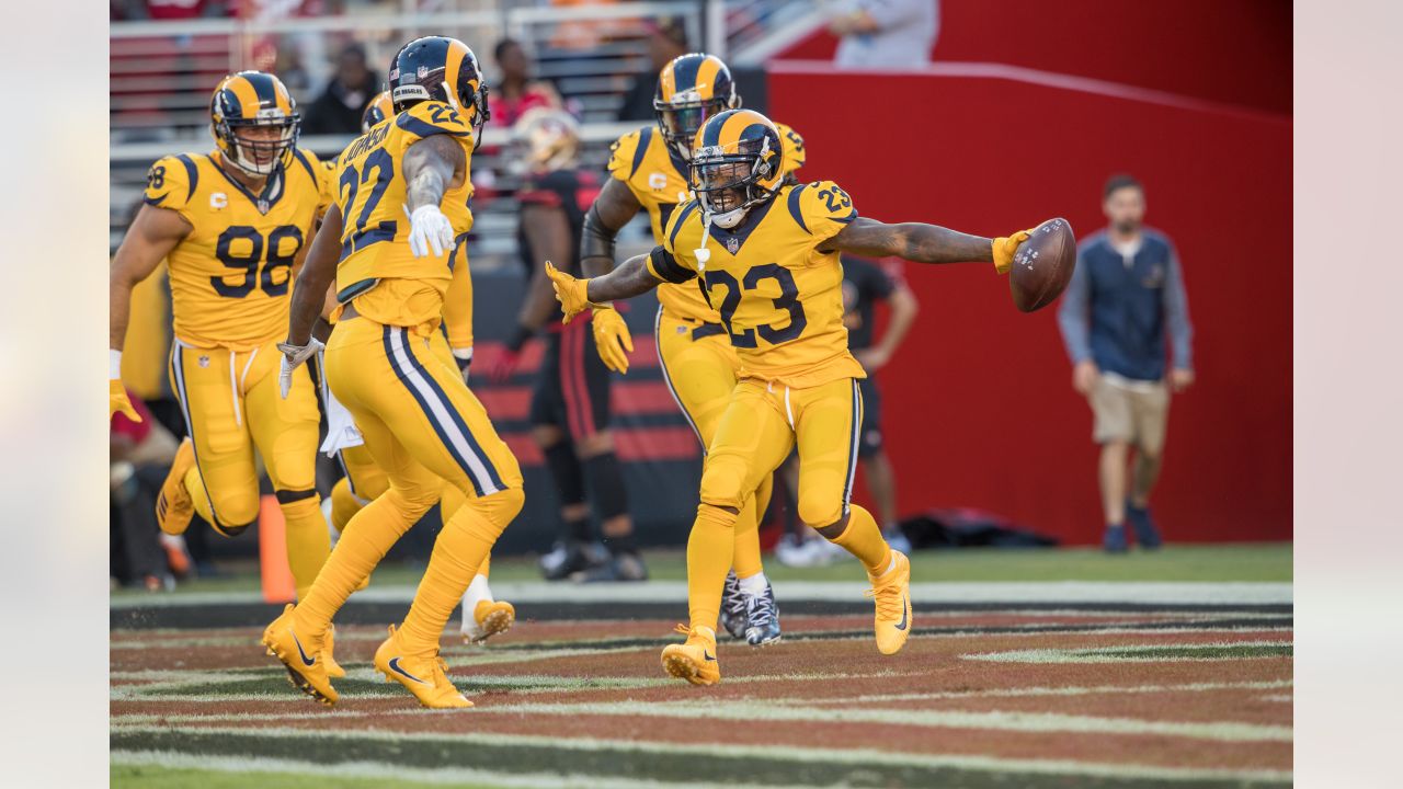 THROWBACK PHOTOS: Best historical moments from Rams vs. 49ers matchups